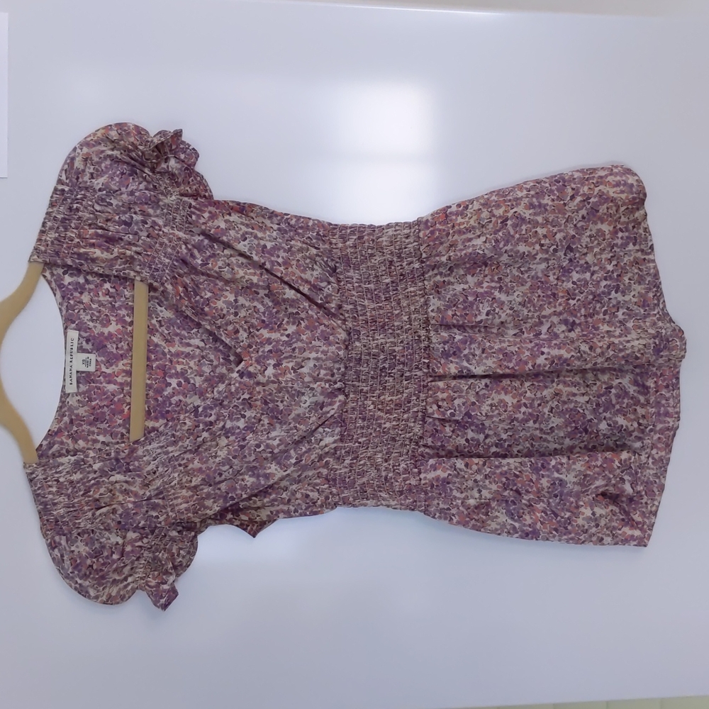 Banana Republic smocked waist floral blouse size XS